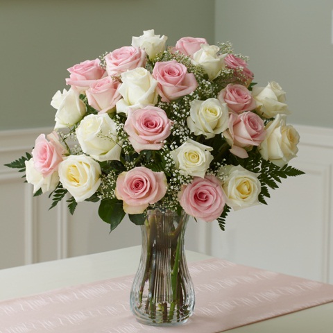 One-Dozen-Long-Stem-Pink-White-Rose-Bouquet-90203